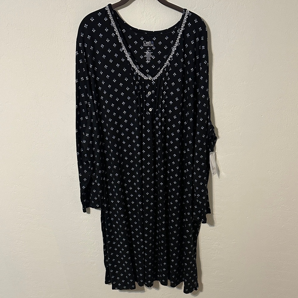 Croft & Barrow.  Floral Night Gown. - Picture 2 of 6